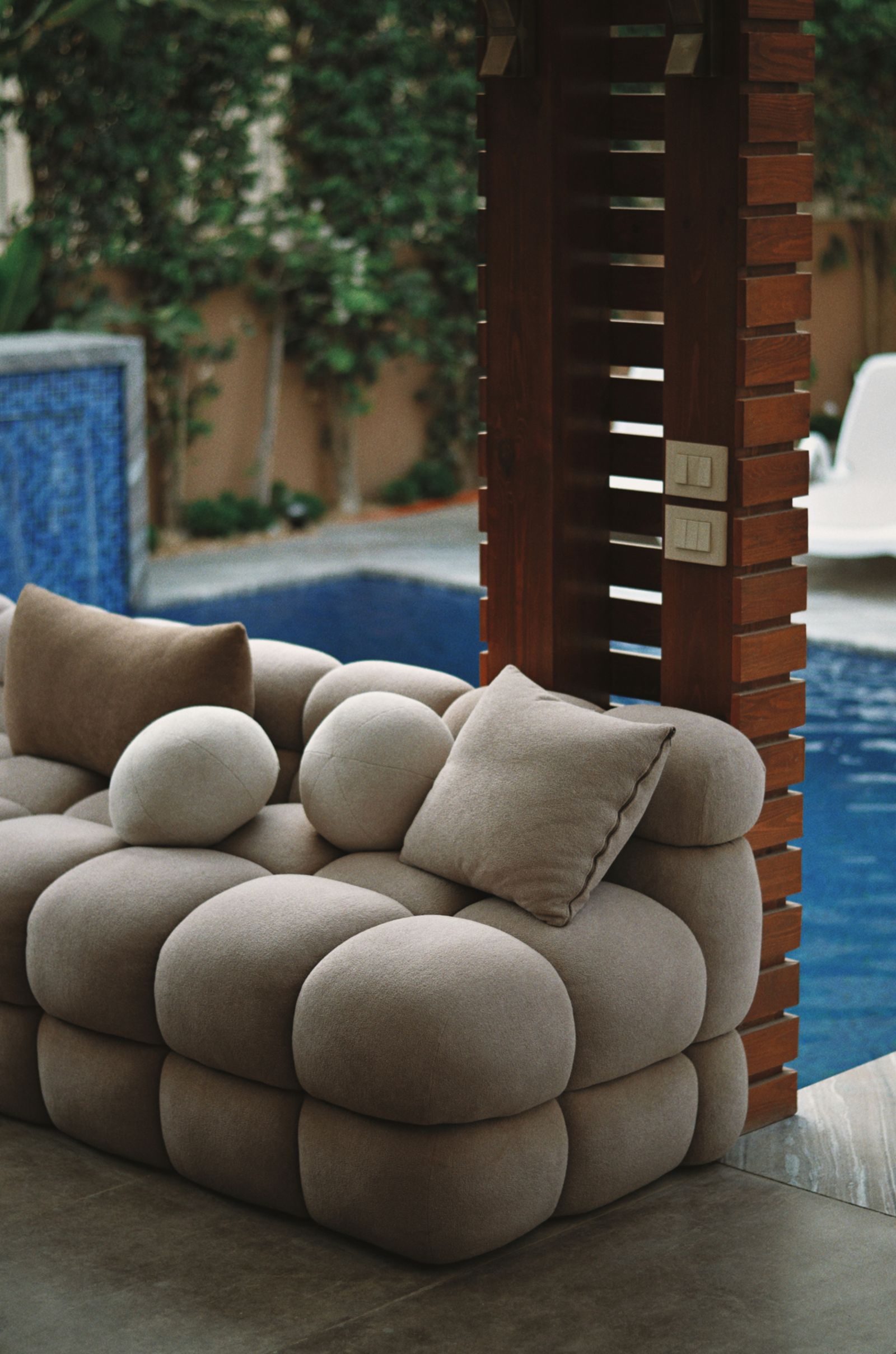 Poolside & Loungers